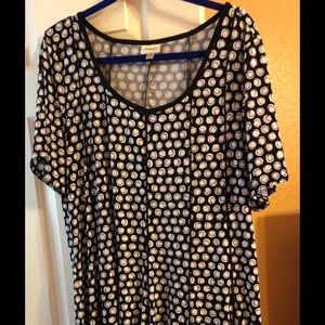 Avenue poka for dress.